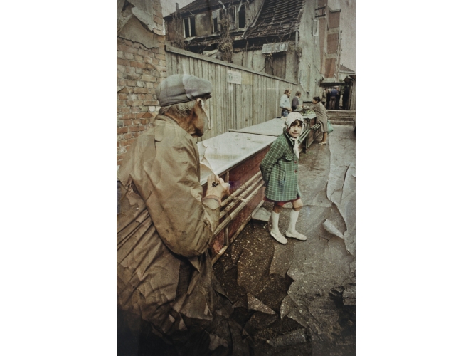 Untitled, from the series Yesterday’s Sandwich 1960-70 % C-Print<br/>158 x 111 cm <br/>Edition: 5 copies<br/> <br/>