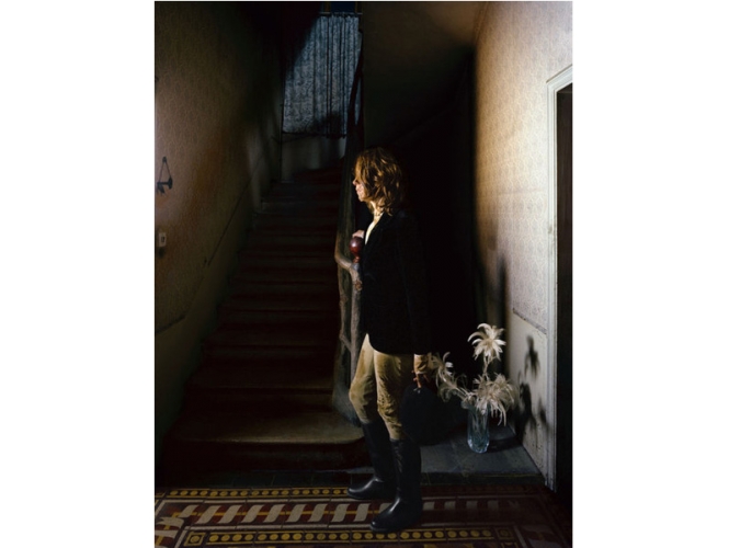 L’Album de famille – La remise des clefs % L'accident, 2010<br/>C-print<br/>134 x 102 cm<br /><br />