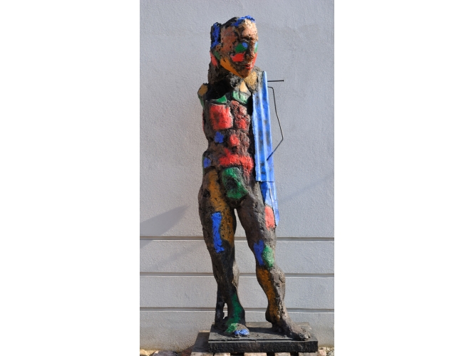 Athene, 2010 % Bronze peint<br/>Painted bronze<br/>210 x 55 x 45 cm<br/>MLP 247/6<br/> <br/>