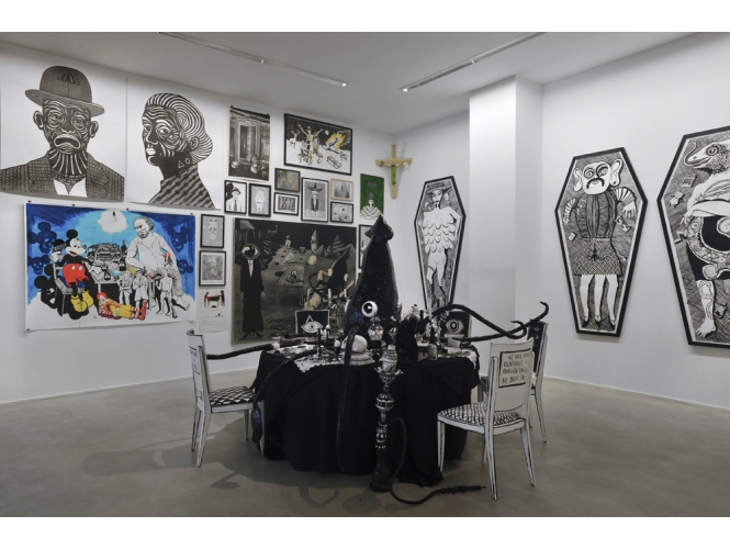 Vue de l’exposition / Exhibition view, 2011 % "Le Gun and The Black Squid - La Catastrophe", Galerie Suzanne Tarasieve / LOFT 19 <br/>Photo: Rebecca Fanuele<br/><br/>