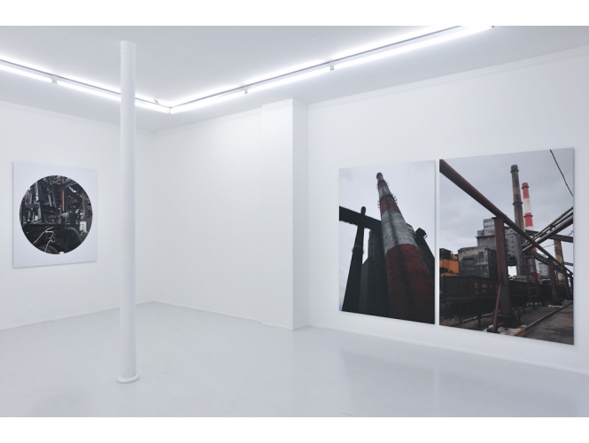 Promzona, 2011 % Vue de l'exposition / Exhibition view, "Promzona / Menʼs talk", Galerie Suzanne Tarasieve, Paris, 2012 <br/>Photo: Rebecca Fanuele<br/><br/>