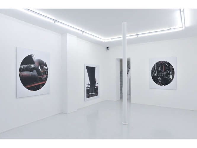 Promzona, 2011 % Vue de l'exposition / Exhibition view, "Promzona / Menʼs talk", Galerie Suzanne Tarasieve, Paris, 2012 <br/>Photo: Rebecca Fanuele<br/><br/>