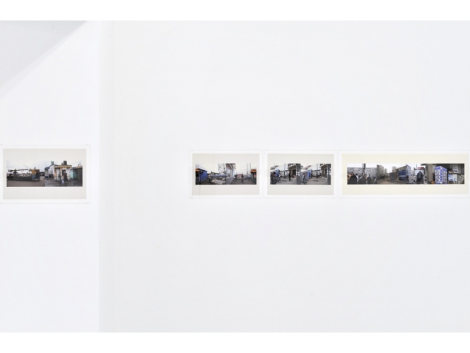 Vue de l’exposition / Exhibition view, 2012 % "Tea, Coffee, Cappuccino, 2000-2010", Galerie Suzanne Tarasieve, Paris<br/>Photo: Rebecca Fanuele<br/><br/>
