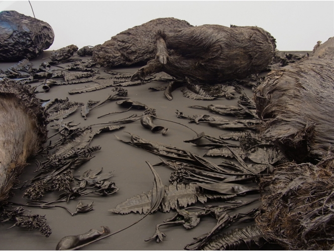 Vue de l’exposition / View of the exhibition, 2012 % "La Chasse", Galerie Arsenal (Centre d’Art Contemporain), Bialystok, Pologne<br/><br/>"La Chasse", Galerie Arsenal (Contemporary art centre), Bialystok, Poland<br/><br/>