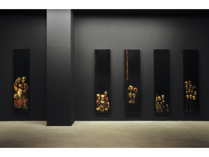 Vue de l’exposition / Exhibition view, 2012 % "Entanglement", Galerie Suzanne Tarasieve / LOFT 19, Paris<br/>Photo: Rebecca Fanuele<br/><br/>