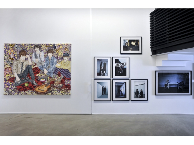Vue d’exposiion / Exhibition view, 2012 % "FOREVER YOUNG", Galerie Suzanne Tarasieve / LOFT 19, Paris<br/>Photo: Rebecca Fanuele<br/><br/>