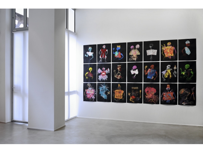 Vue de l’exposition / Exhibition view, 2013 % "Mystic & Smart", Galerie Suzanne Tarasieve / Loft 19, Paris <br/>© Rebecca Fanuele<br/><br/>