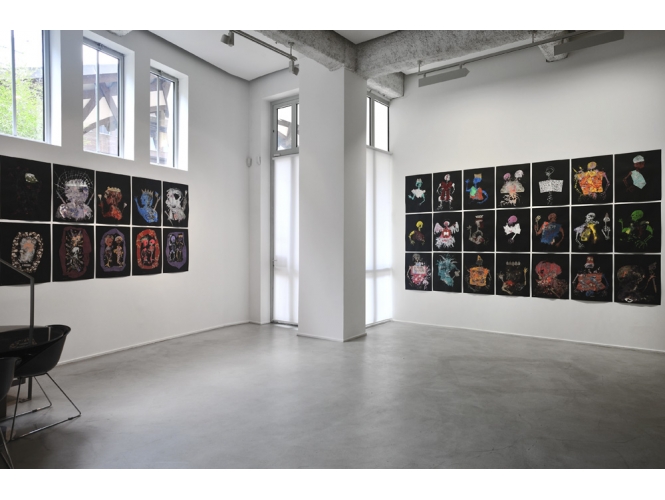 Vue de l’exposition / Exhibition view, 2013 % "Mystic & Smart", Galerie Suzanne Tarasieve / Loft 19, Paris <br/>© Rebecca Fanuele<br/><br/>