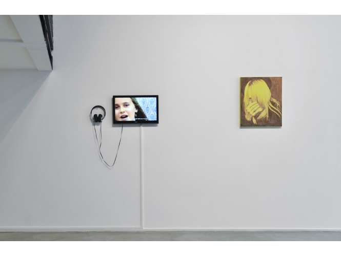 Vue de l’exposition / Exhibition view, 2012 % "SUMMER CAMPS, American dreams of adolescence", Galerie Suzanne Tarasieve / LOFT 19, Paris<br/>Curator: Marie Maertens<br/>Photo: Rebecca Fanuele<br/><br/>