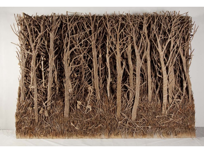 Forêt % Carton, bois, colle<br/>Cardboard, wood, glue<br/>760 x 350 x 40 cm<br/><br/>
