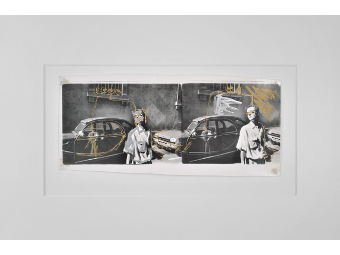 ‘Arles, Paris … and.’ series, 1989-2014 % Tirage argentique noir et blanc, stylo doré et argenté, gouache pièce unique <br/>17 x 30 cm (6 3/4 x 11 3/4 in.) <br/>40 x 50 cm (15 3/4 x 19 5/8 in.) encadré<br/><br/>Black and white silver print, gold and silver pen, gouache<br/>17 x 30 cm (6 3/4 x 11 3/4 in.) <br/>40 x 50 cm (15 3/4 x 19 5/8 in.) framed<br/><br/>