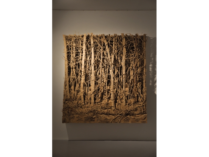 Forêt 2, 2015 % Bois et carton<br/>Wood and cardboard <br/>180 x 170 x 30 cm<br/>Photo: Olivier Toggwiler<br/><br/>