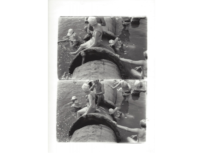 Untitled from the ‘Salt Lake’ series, 1986 % 46 tirages argentique noir et blanc, vintages / 46 black and white silver prints, vintages<br/>30 x 24 cm (chacun / each)<br/>(11 3/4 x 9 1/2 in.)<br/><br/>