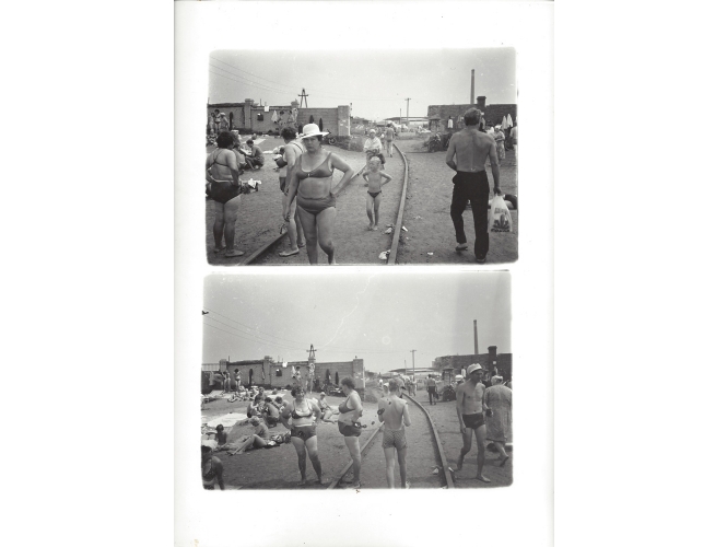 Untitled from the ‘Salt Lake’ series, 1986 % 46 tirages argentique noir et blanc, vintages / 46 black and white silver prints, vintages<br/>30 x 24 cm (chacun / each)<br/>(11 3/4 x 9 1/2 in.)<br/><br/>