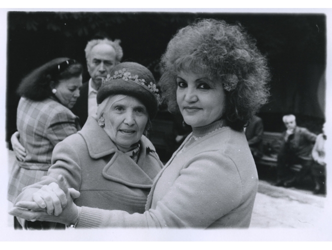 Boris Mikhaïlov, Untitled from the series ‘Dance’, 1978 % Tirage argentique noir & blanc, vintage / Black & white silver print, vintage<br/>Ed: 7<br/>16,7 x 25,5 cm  <br/>(6 5/8 x 10 in.)<br/><br/>