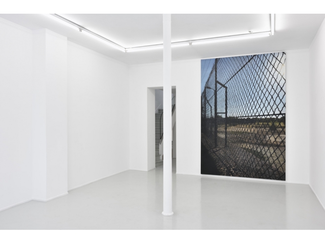 VUE DE L’EXPOSITION / VIEW OF THE EXHIBITION, 2019 % "De front", Galerie Suzanne Tarasieve, Paris<br/>Photo: Rebecca Fanuele<br/></br>
