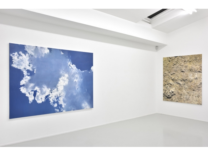 VUE DE L’EXPOSITION / VIEW OF THE EXHIBITION, 2019 % "De front", Galerie Suzanne Tarasieve, Paris<br/>Photo: Rebecca Fanuele<br/></br>