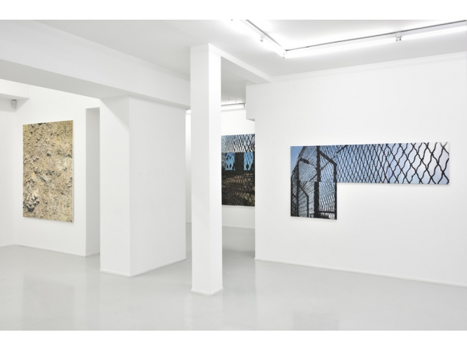 VUE DE L’EXPOSITION / VIEW OF THE EXHIBITION, 2019 % "De front", Galerie Suzanne Tarasieve, Paris<br/>Photo: Rebecca Fanuele<br/></br>