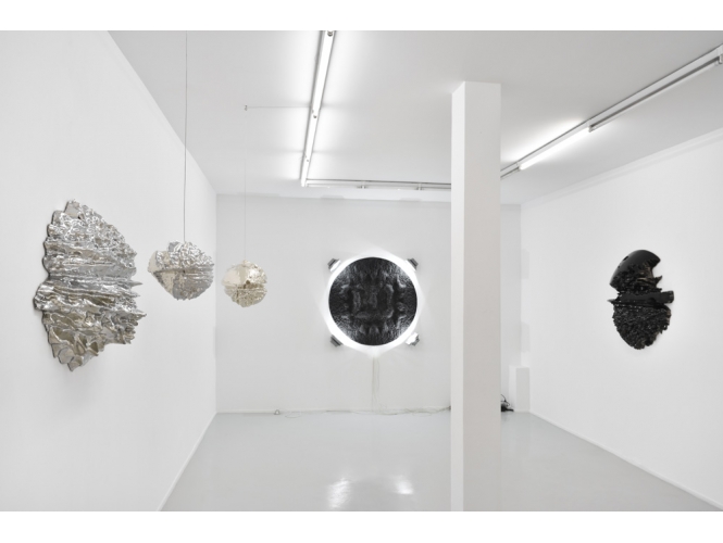 VUE DE L’EXPOSITION / VIEW OF THE EXHIBITION, 2019 % "0.0", Galerie Suzanne Tarasieve, Paris<br/>Photo: Rebecca Fanuele<br/></br>