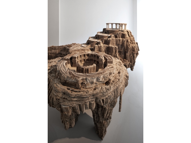 Nymphées, 2019 (détail) % Carton, papier coloré, laiton, bois, plâtre / Cardboard, colored paper, brass, wood, plaster<br/>330 x 180 x 160 cm	<br/>(129 7/8 x 70 7/8 x 63 in.)<br/><br/>